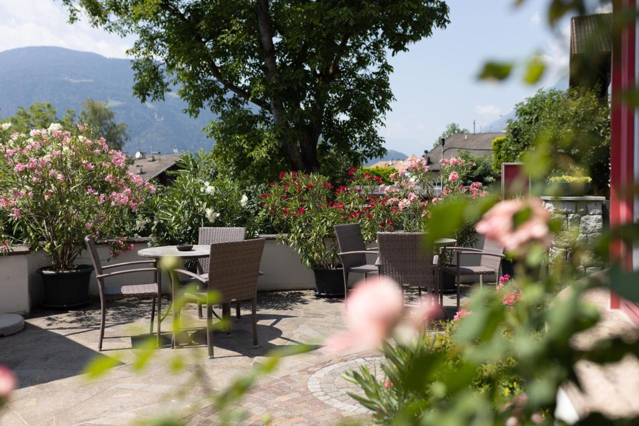 Garni Juval Hotel Tirolo Exterior foto